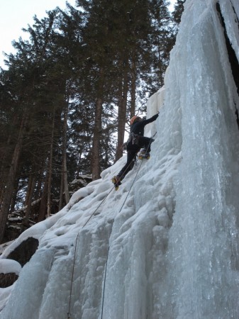 Vertical Frontiers - Ubungensfall - Austrian Ice climbing