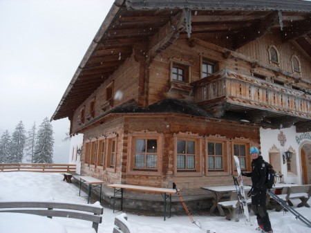 Vertical Frontiers - Dachstein Off-Piste Skiing Vertical Frontiers - Dachstein Off-Piste Skiing