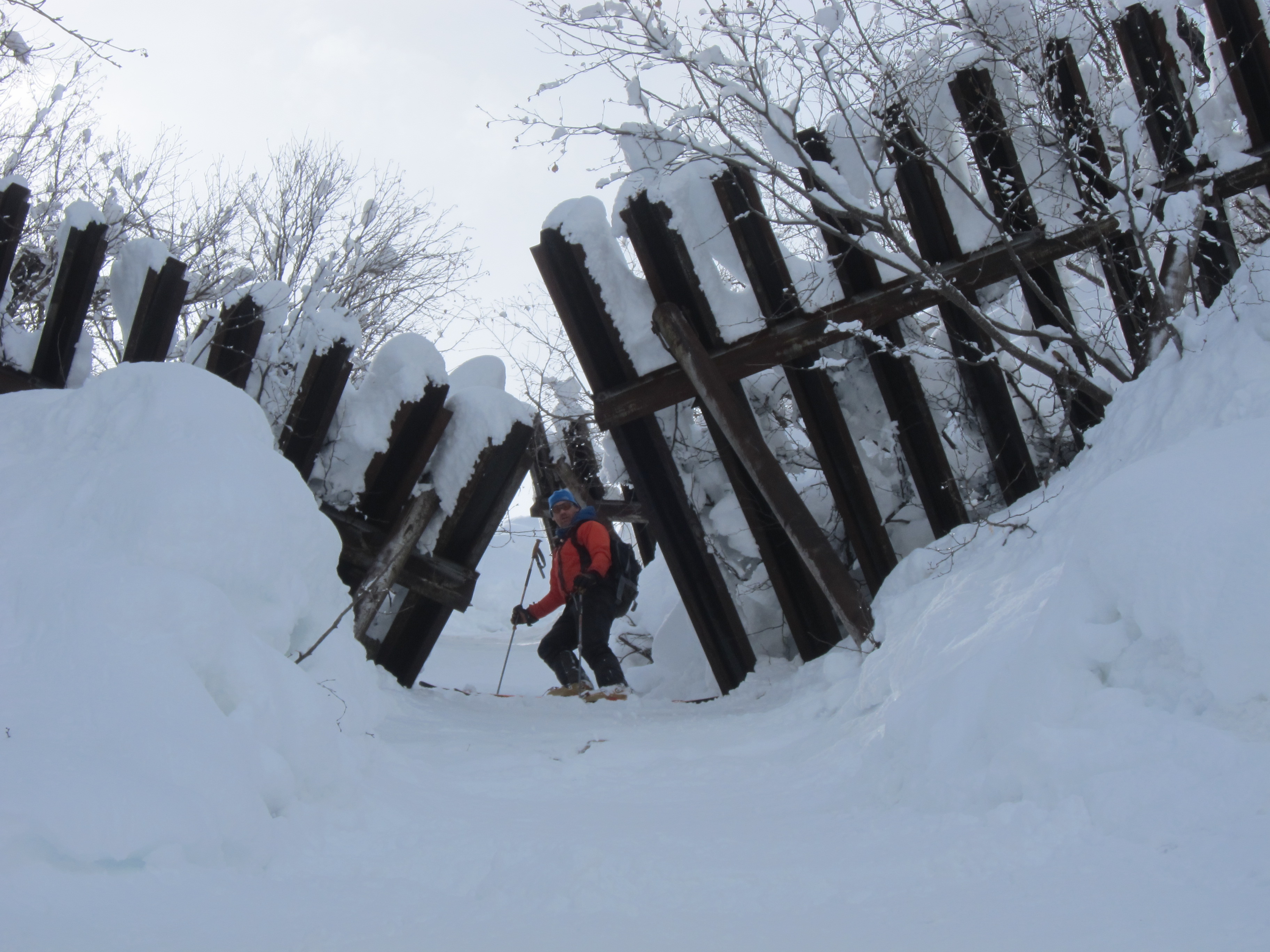 Avalanche Barriers on Couloir Philipe