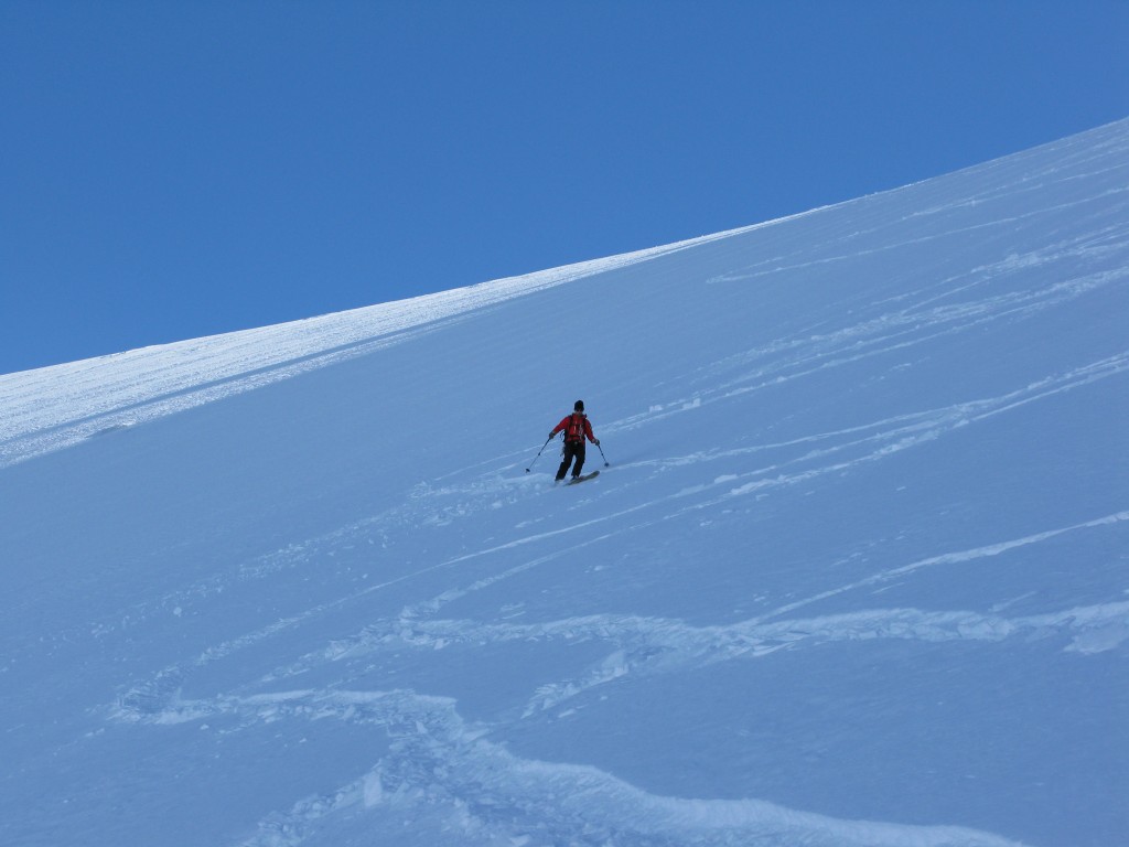 Skiing the first section of the Armancette Glacier